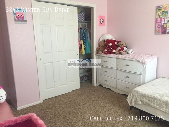 Building Photo - 3843 Winter Sun Dr