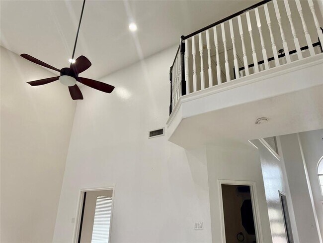 Building Photo - 12911 Hunters Field Ln