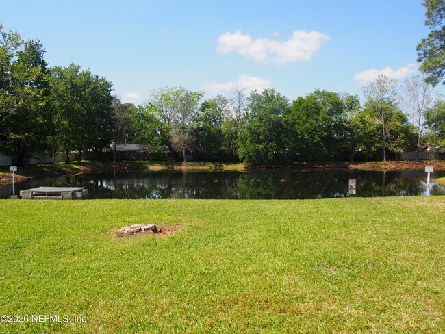 Building Photo - 7920 Merrill Rd