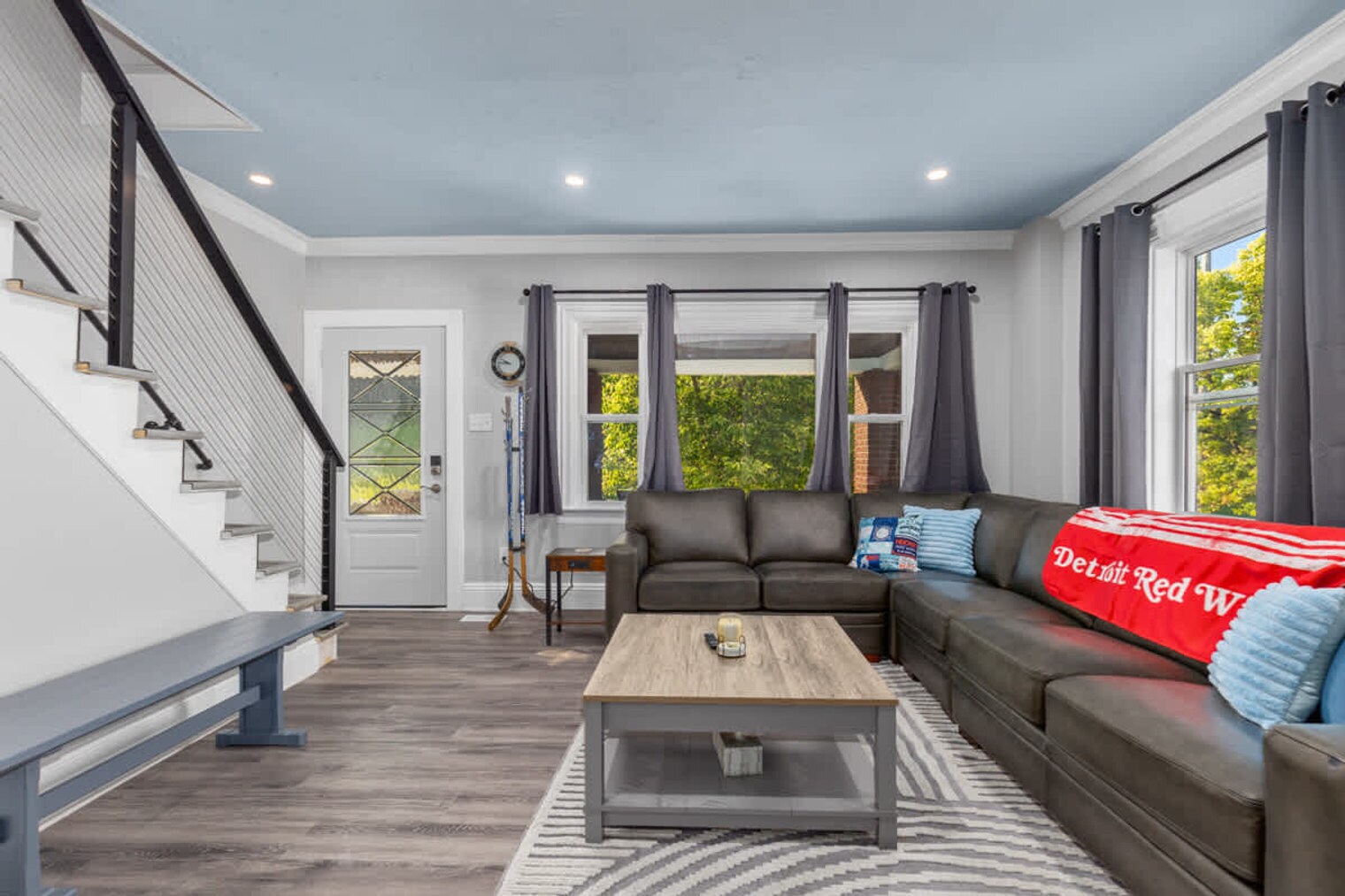 Building Photo - 21 Coldbrook St NE