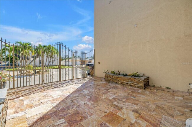 Building Photo - 8702 Blind Pass Rd