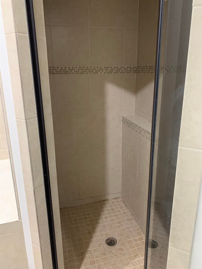 Building Photo - 307 Michoacan Loop