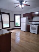 Building Photo - 208 Van Rensselaer St
