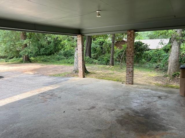 Building Photo - 6009 Glencrest Ct