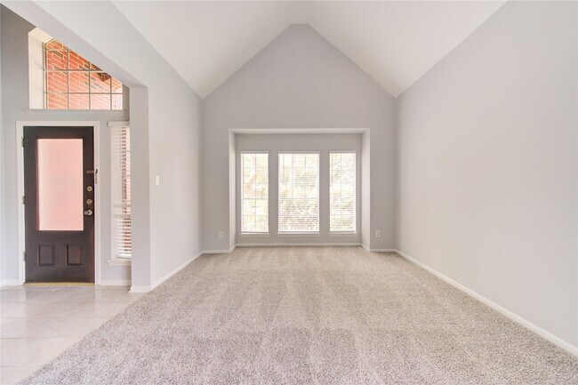 Building Photo - 15314 Amesbury Ln