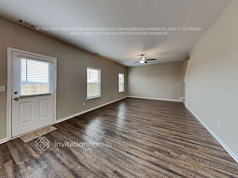 Building Photo - 469 Samara Ct