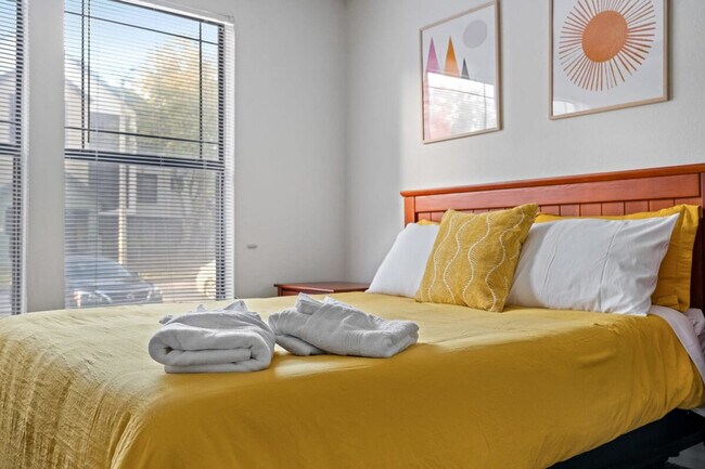 Building Photo - 15001 Caribou Ct