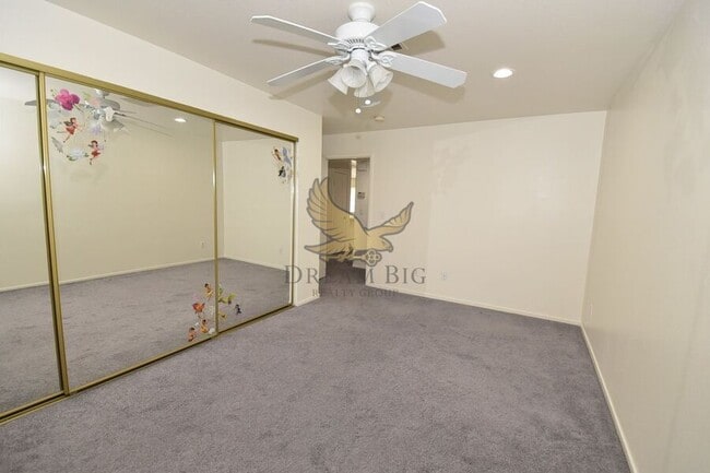 Building Photo - 8410 Eldora Ave