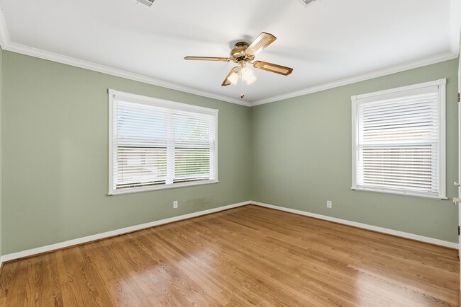 Building Photo - 1618 Willowby Dr