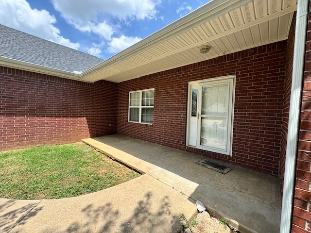 Building Photo - 1109 N Wren Dr