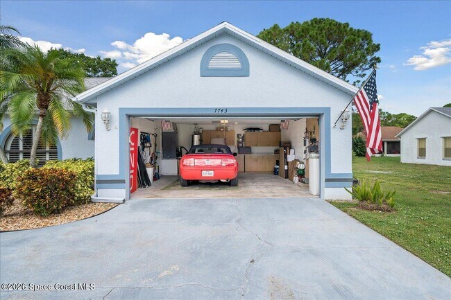 Building Photo - 7749 Greenboro Dr