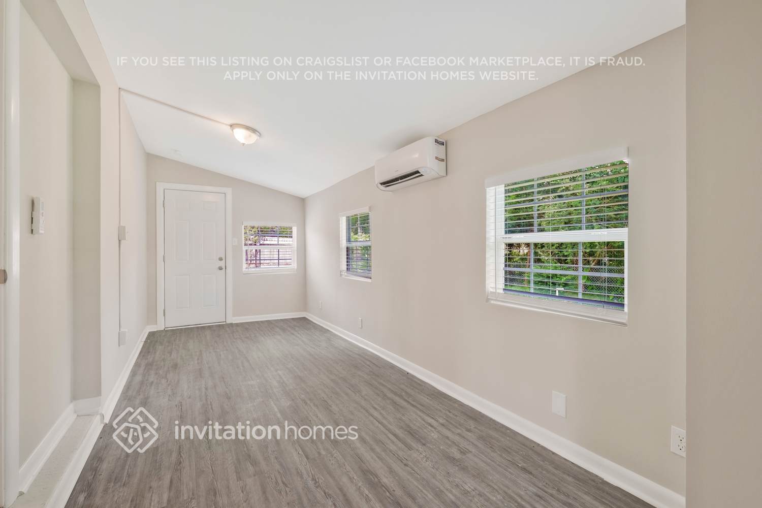 Building Photo - 2430 Wilmont Ave