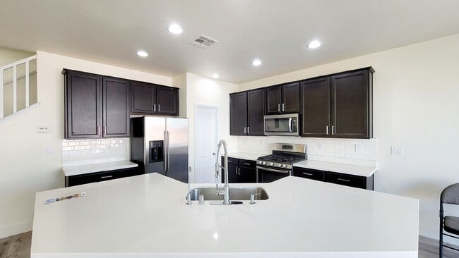 Building Photo - 8518 Genesee Ct