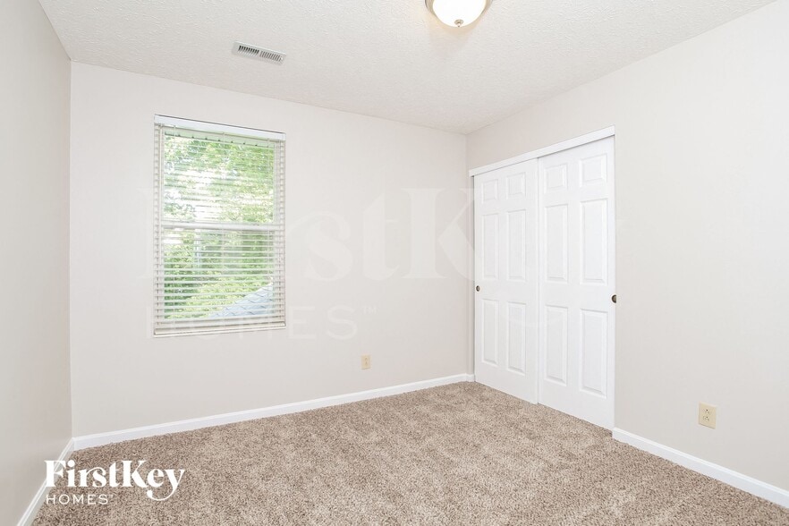 Building Photo - 1088 Heritage Trce