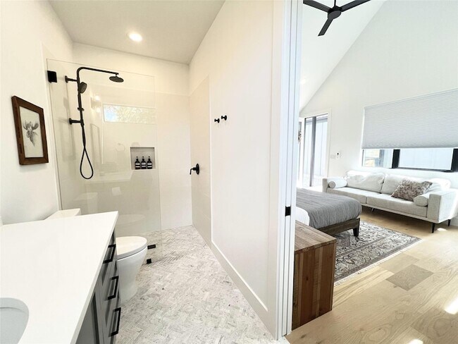 Building Photo - 7809 Mullen Dr