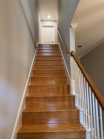 Building Photo - 827 Ash Grove Ln