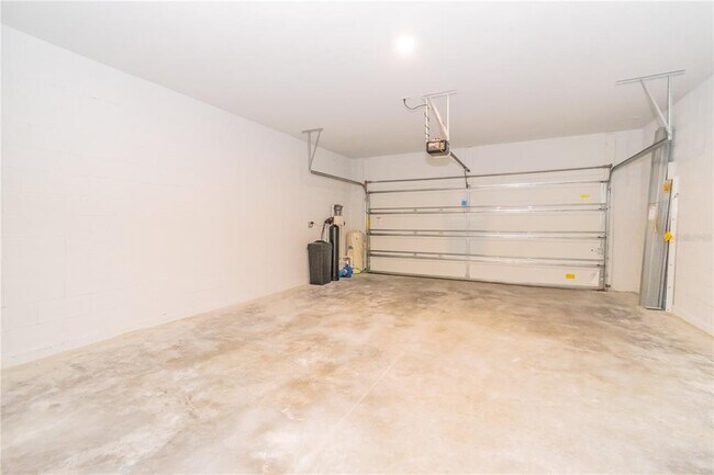 Building Photo - 1348 Palau St SE