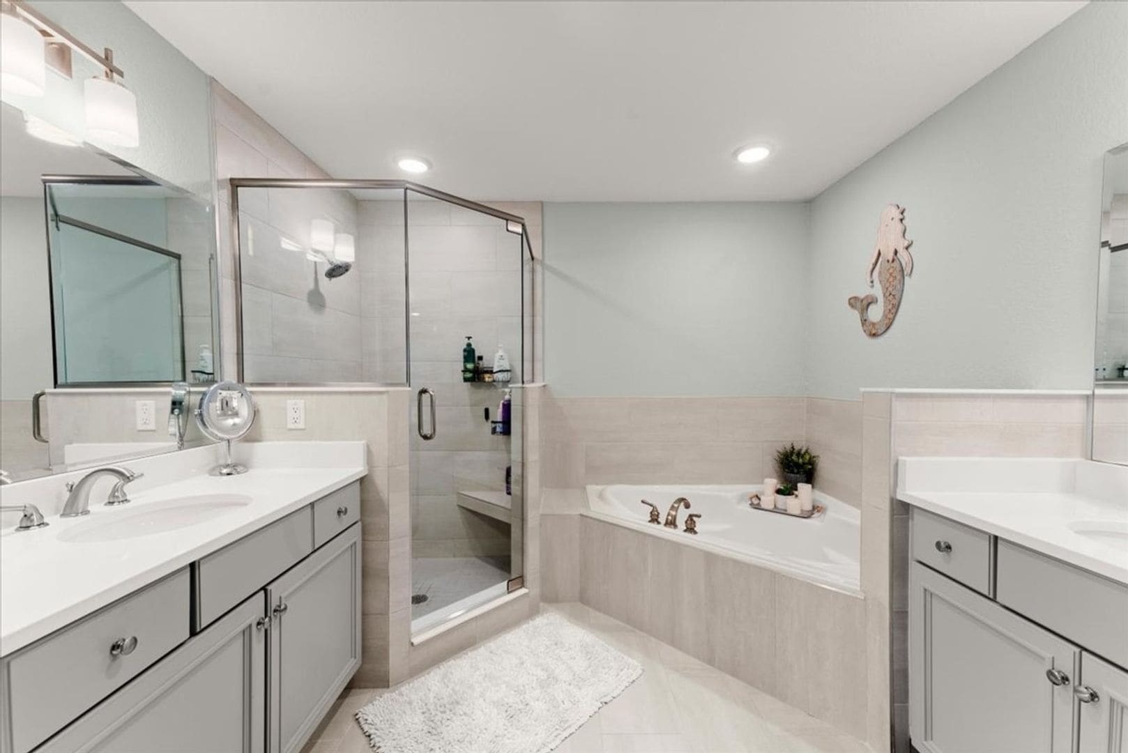 Building Photo - 1 Riverwalk Dr