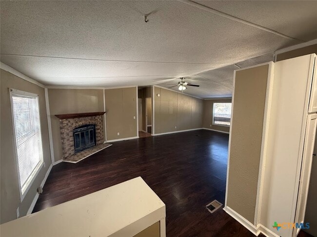 Building Photo - 519 Royal Oak Dr