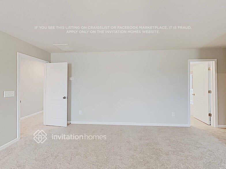 Building Photo - 16711 Cozy Cove Rd