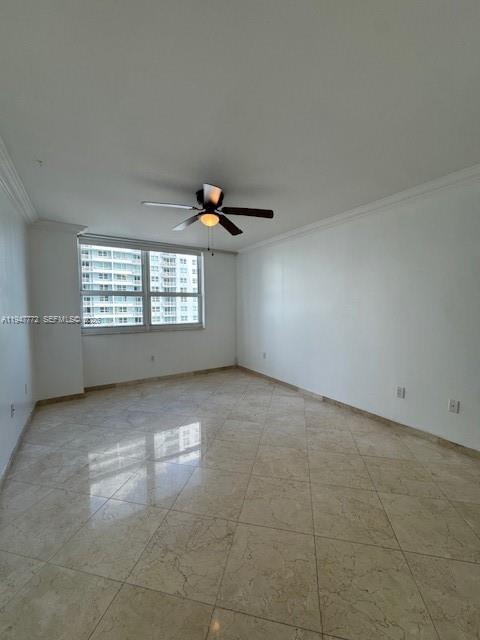 Building Photo - 1155 Brickell Bay Dr
