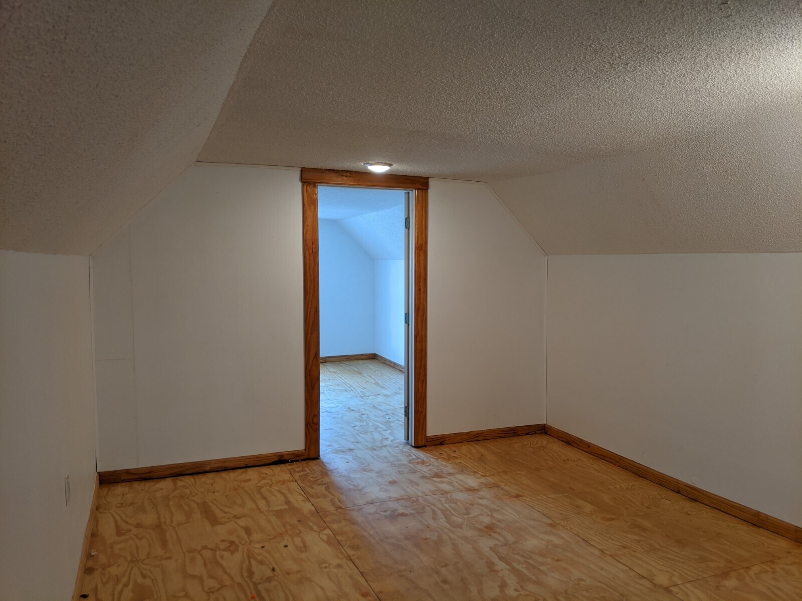 Building Photo - 1421 Fischer St