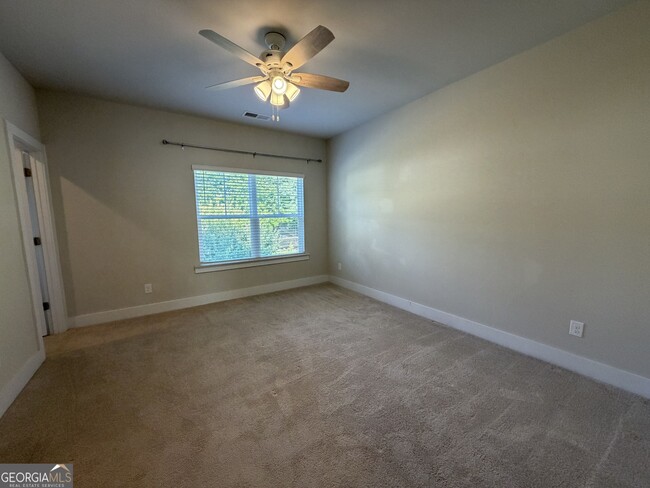 Building Photo - 3782 Oxford Cir