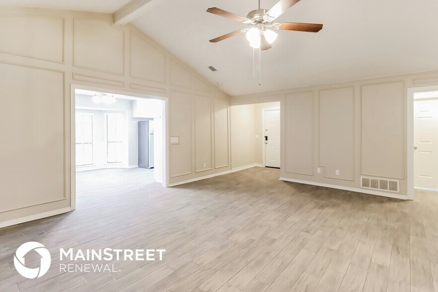 Building Photo - 2517 Dove Creek Ln