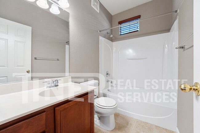 Building Photo - 6550 Hearthstone Cir