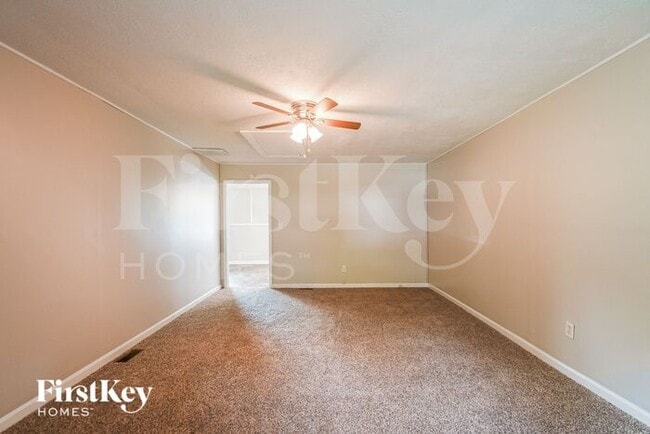Building Photo - 1240 N Ridgeview Dr