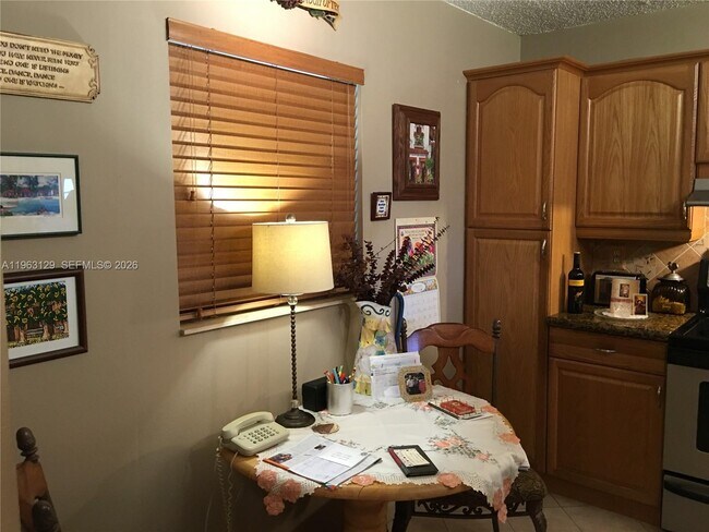 Building Photo - 1810 SW 81st Ave