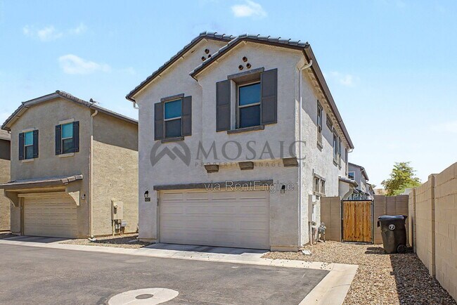 Building Photo - 8317 E Impala Ave