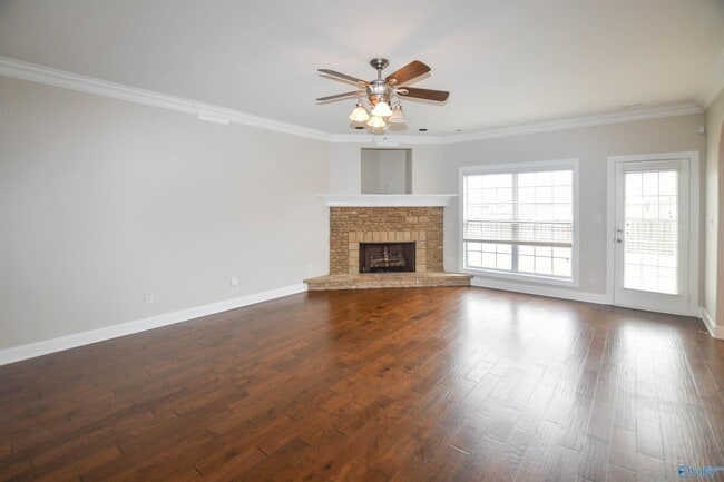 Building Photo - 103 Galt Ln