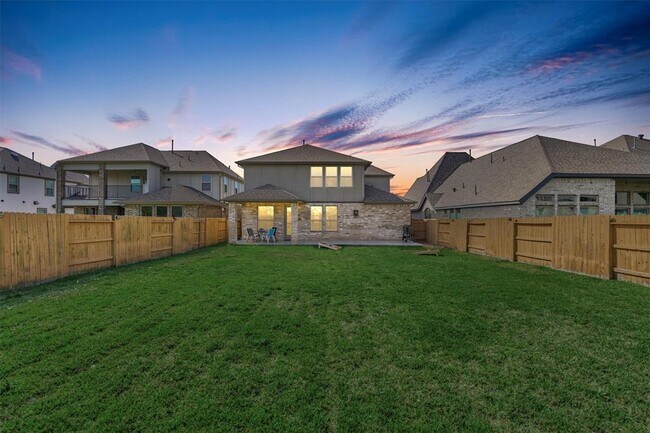 Building Photo - 15846 Weston Ridge Dr