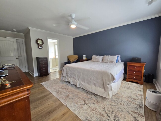 Building Photo - 355 Orchard Falls Dr