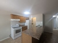 Building Photo - Quail Valley 3 Bedroom 2 bathroom