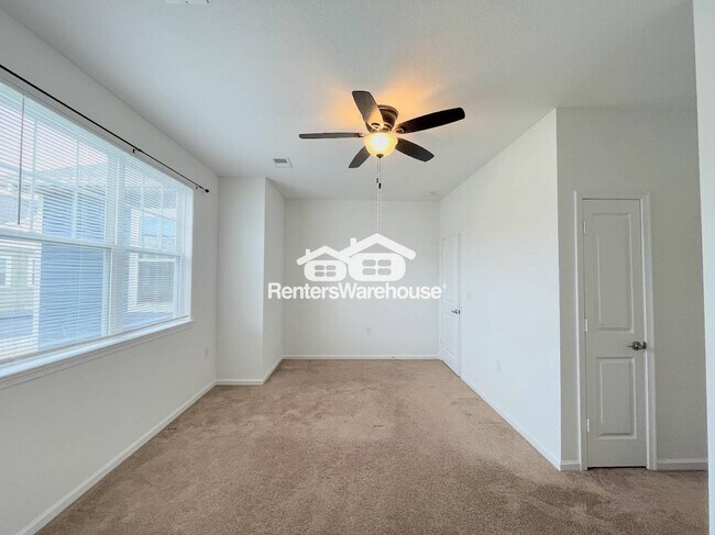Building Photo - 1713 Dresdon Ln