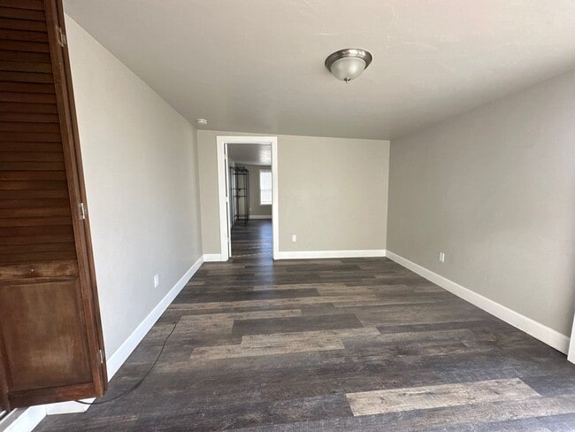 Building Photo - 5776 Harlan Dr