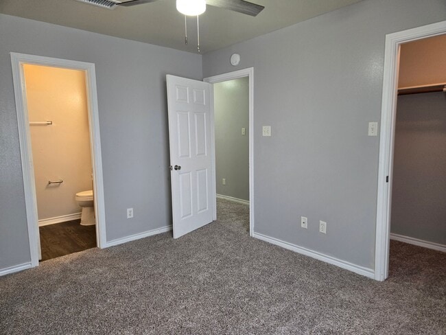 Building Photo - 2308 Axis Ct