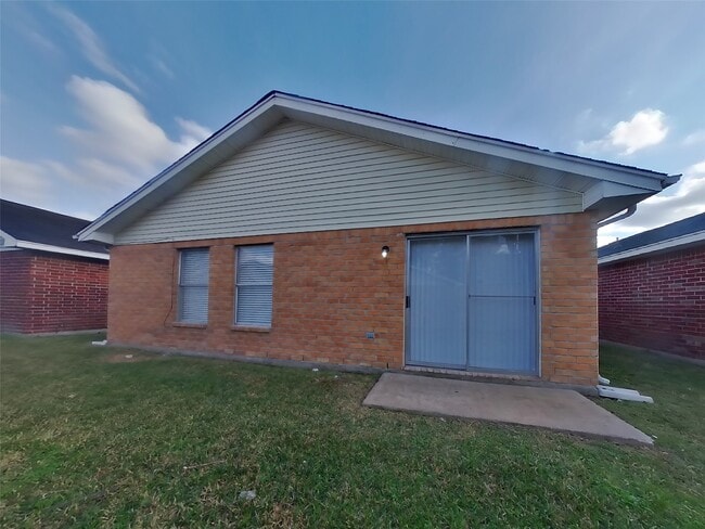 Building Photo - 3114 Boynton Dr