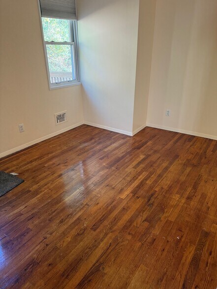 2nd bedroom - 36 Broadway