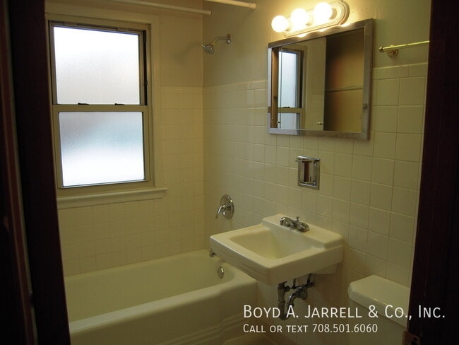 Building Photo - 431 Dixie Hwy