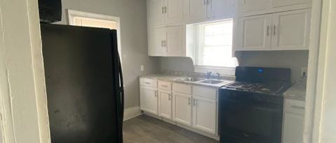 Building Photo - 1124 18th Ave