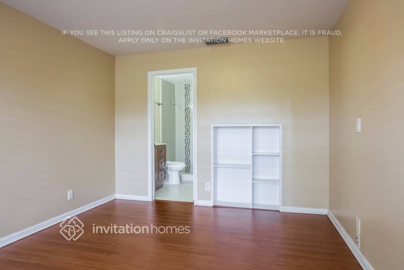 Building Photo - 5741 Northpointe Ln