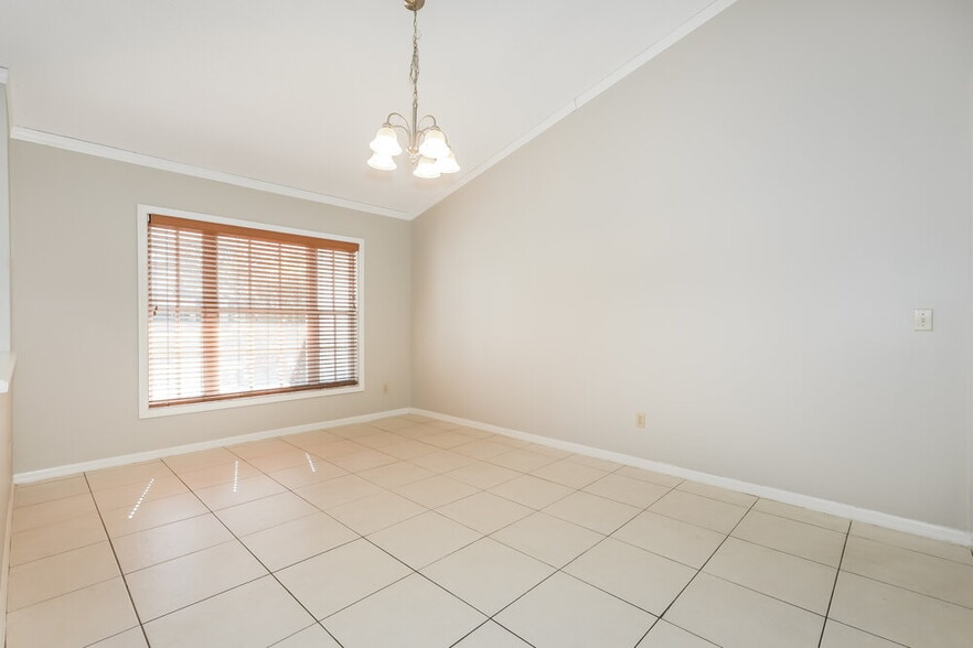 Building Photo - 2714 Mock Orange Ct