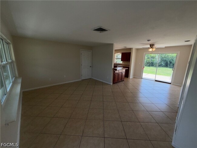 Building Photo - 1101 Leeland Heights Blvd E