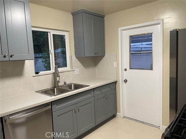 Building Photo - 9194 Jaylee Dr