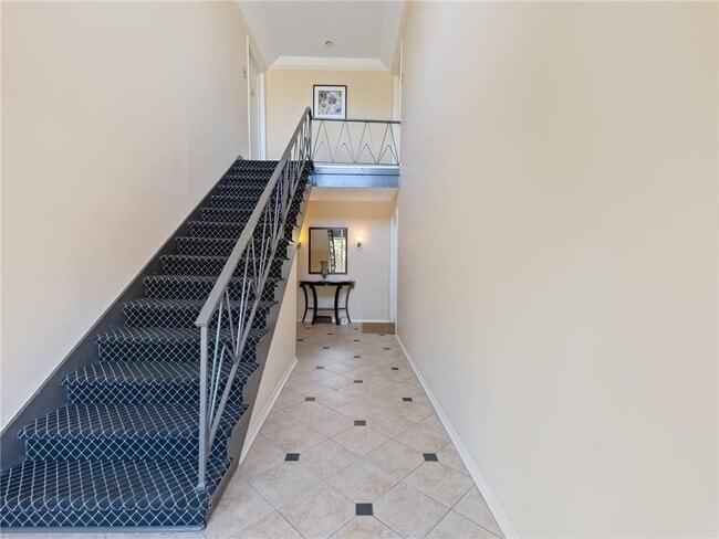 Building Photo - 115 Biscayne Dr NW