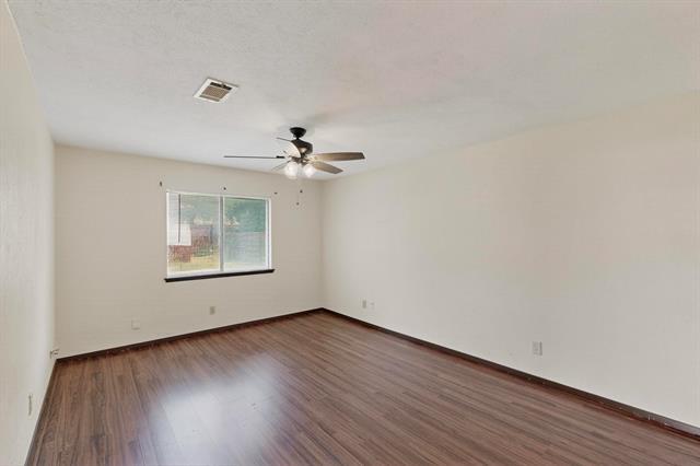 Building Photo - 7637 Val Verde Dr