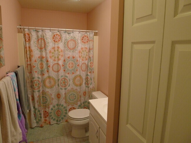 Building Photo - 89 Brookdale Cir